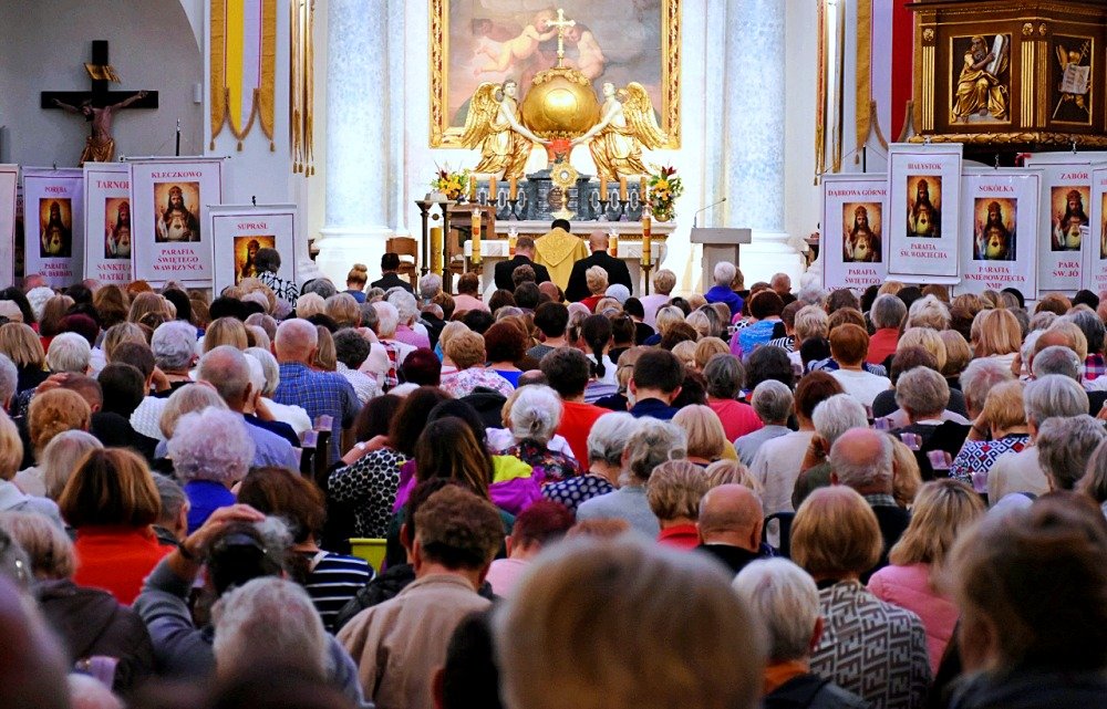 Sprawozdanie z Ogólnopolskiego Nocnego Czuwania na Świętym Krzyżu 14 na 15 września 2024